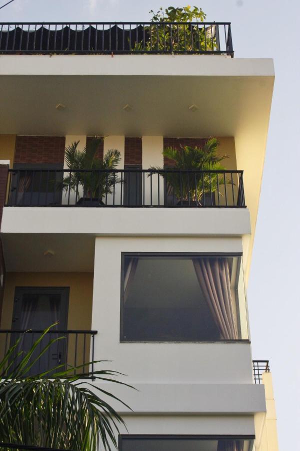 Marigold Hotel & Apartment Дананг Екстер'єр фото